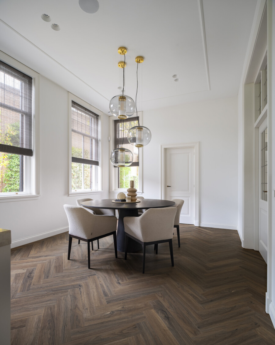 HTG_63f3186_Brandshoot_Bavel_Walnut_HR_15